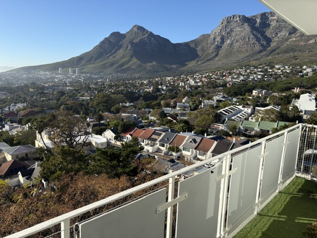 To Let 2 Bedroom Property for Rent in Gardens Western Cape
